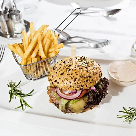 Urdlwirt - & Restaurant 4*