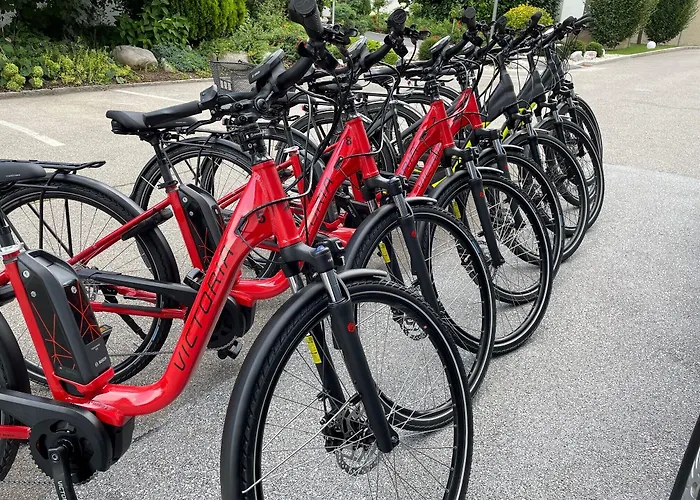 Urdlwirt - & Restaurant Otel 4*