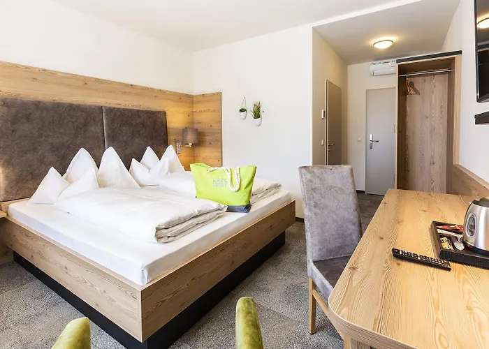 Urdlwirt - & Restaurant Hotel 4*